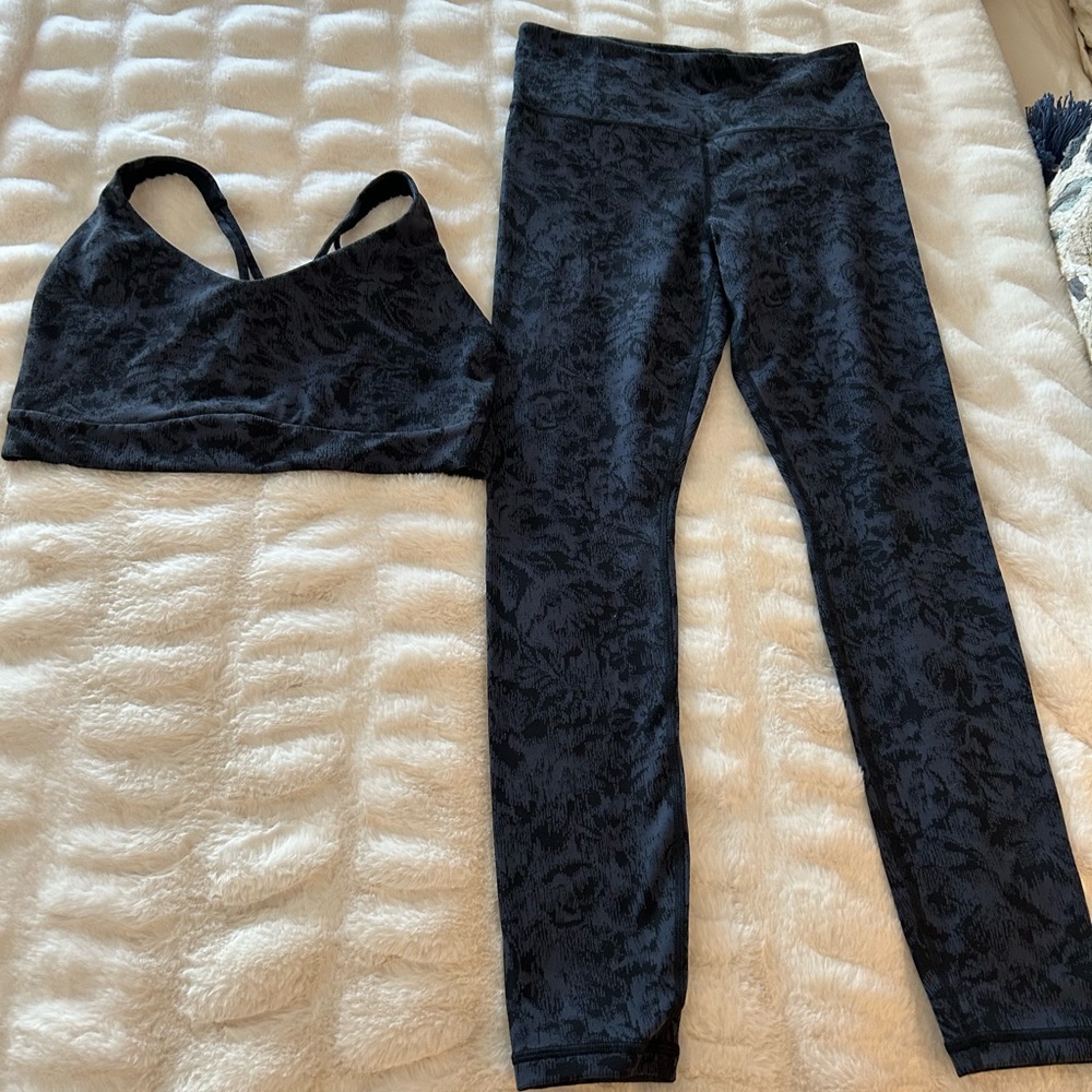 Athleta Black and blue Tight pant and crop top set with Subtle Pattern